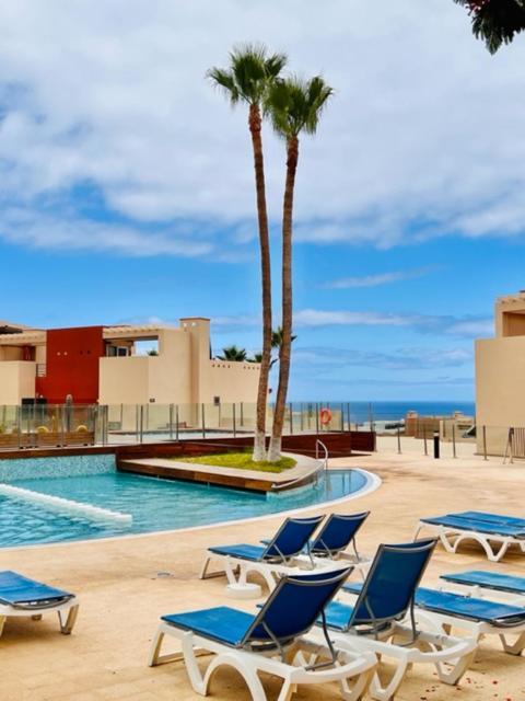 #Seaparaiso# Heated Pool,Private Parking,Fast Wifi アデヘ エクステリア 写真